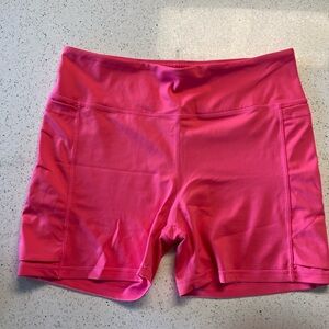 Senita Baseline Shorts Size XL